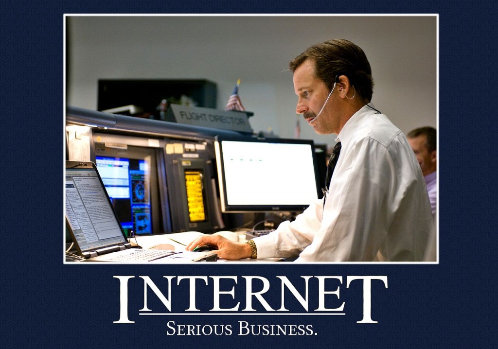 INTERNETSERIOUSBUSINESSheader - WHY SHOULD MY BUSINESS HAVE A BLOG?